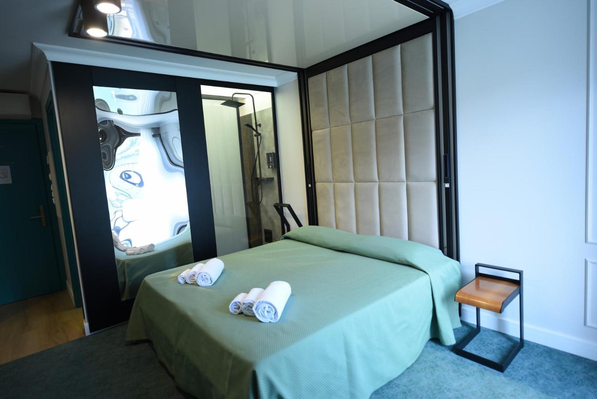 בארצ'יס Hotel Celis מראה חיצוני תמונה