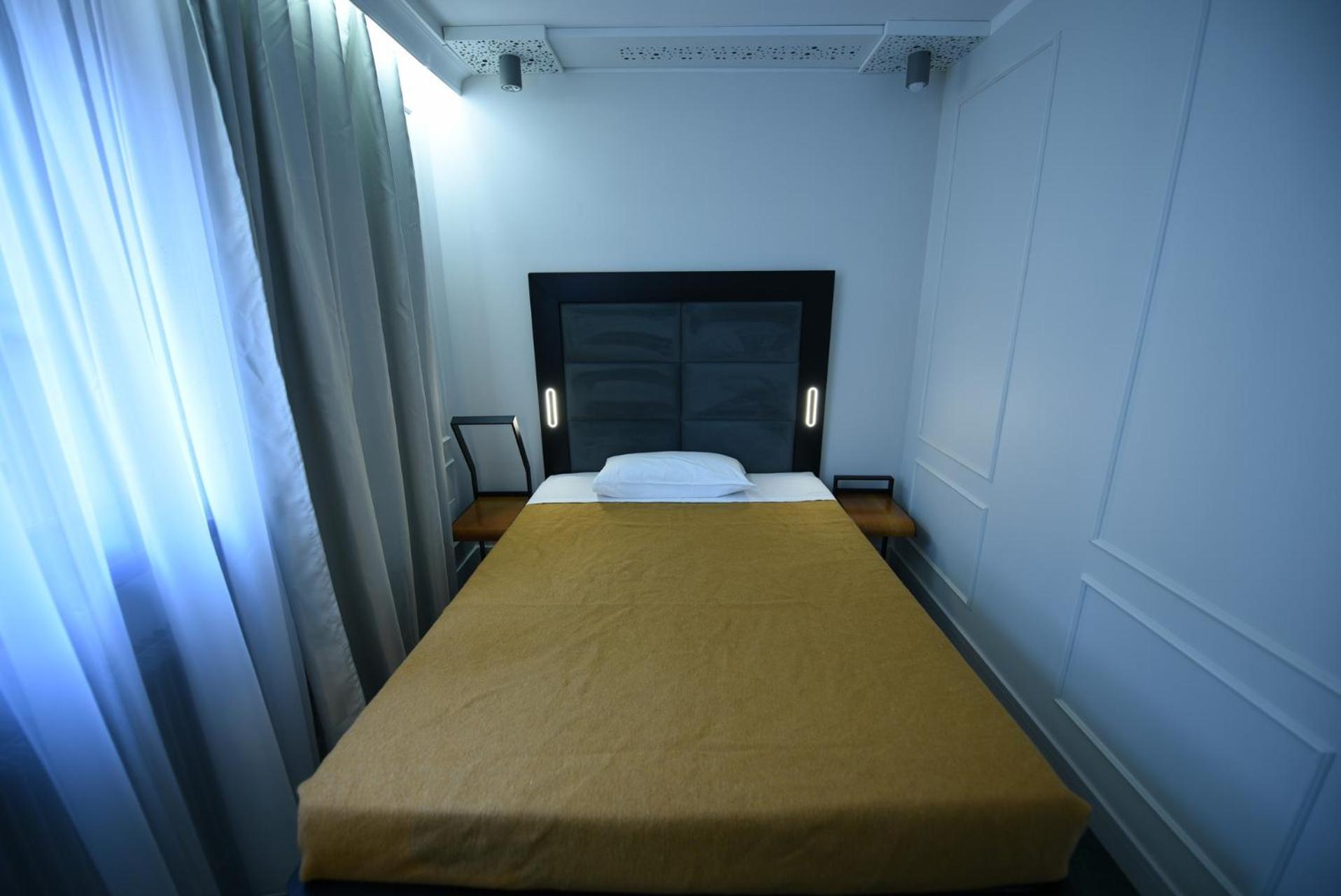 בארצ'יס Hotel Celis מראה חיצוני תמונה
